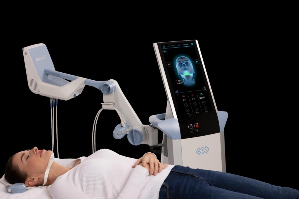 Gesichtlifting ohne Nadeln – Wirkprinzip & Ergebnisse